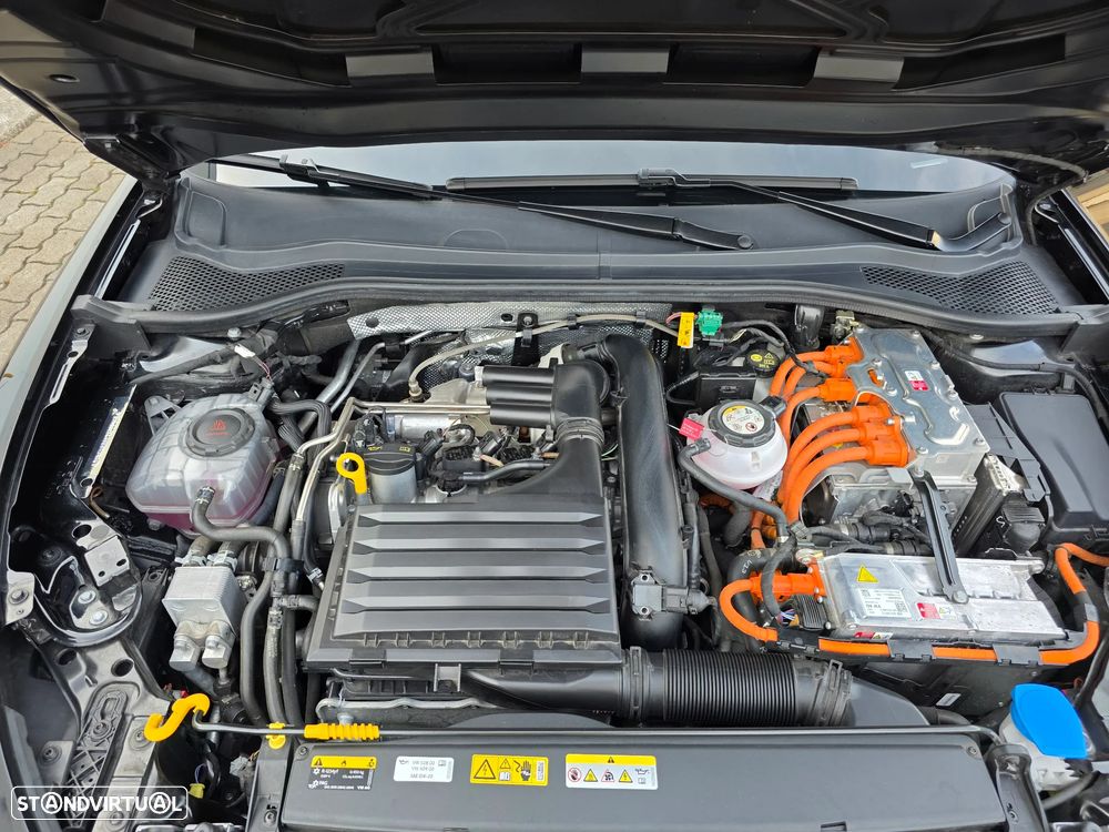 SEAT Leon 1.4 e-Hybrid FR DSG - 34
