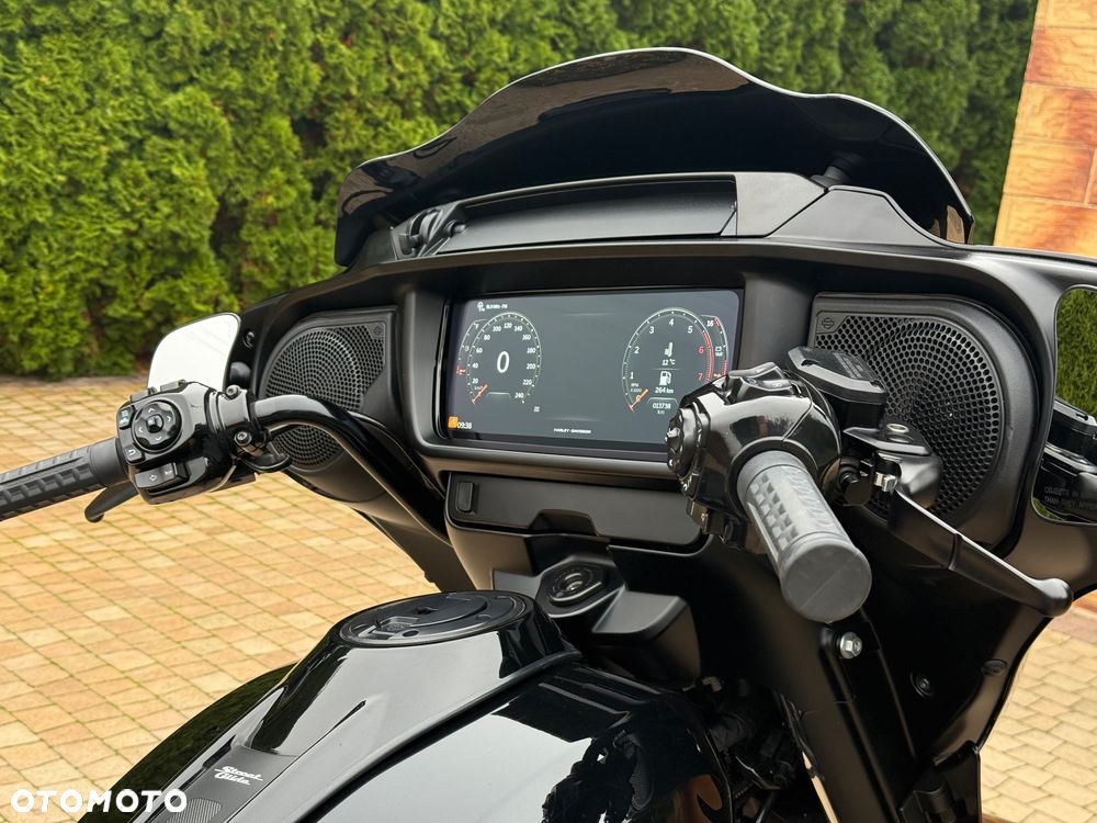 Harley-Davidson Touring Street Glide - 13