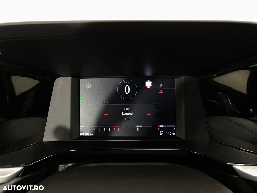 Opel Grandland X 1.2 Turbo START/STOP AT8 GLX - 26