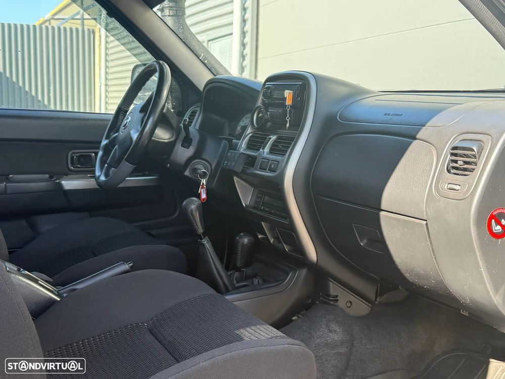 Nissan Pick Up - 14