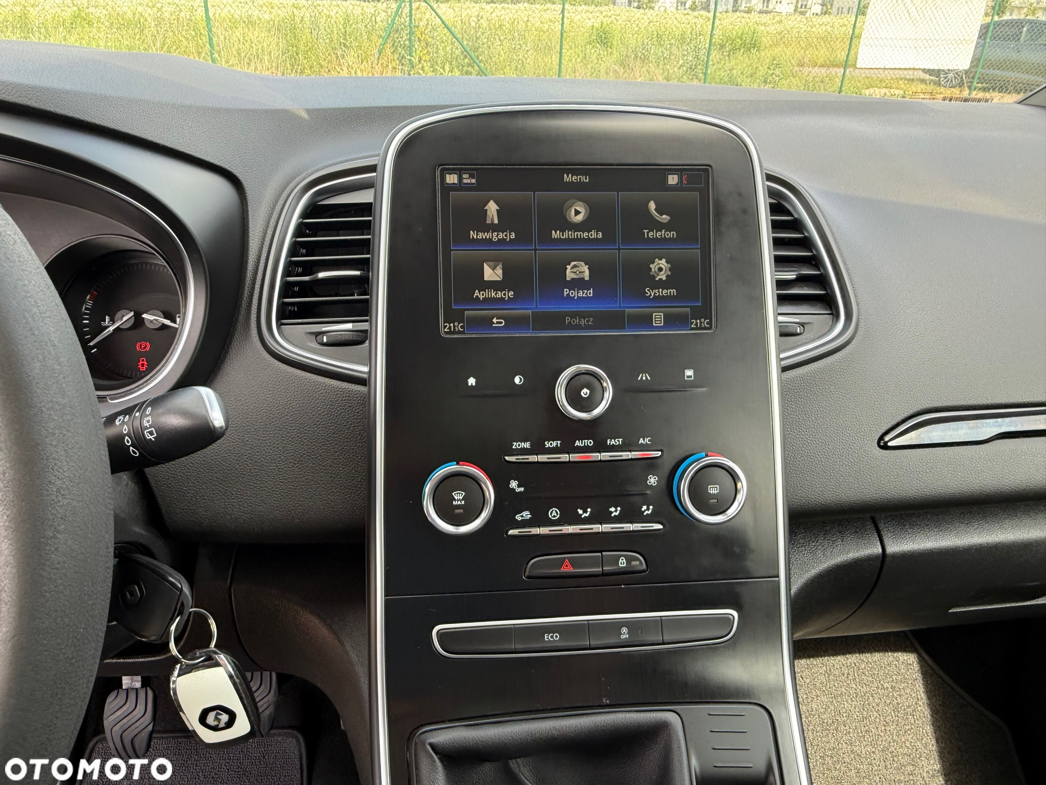 Renault Grand Scenic BLUE dCi 120 BLACK EDITION - 21