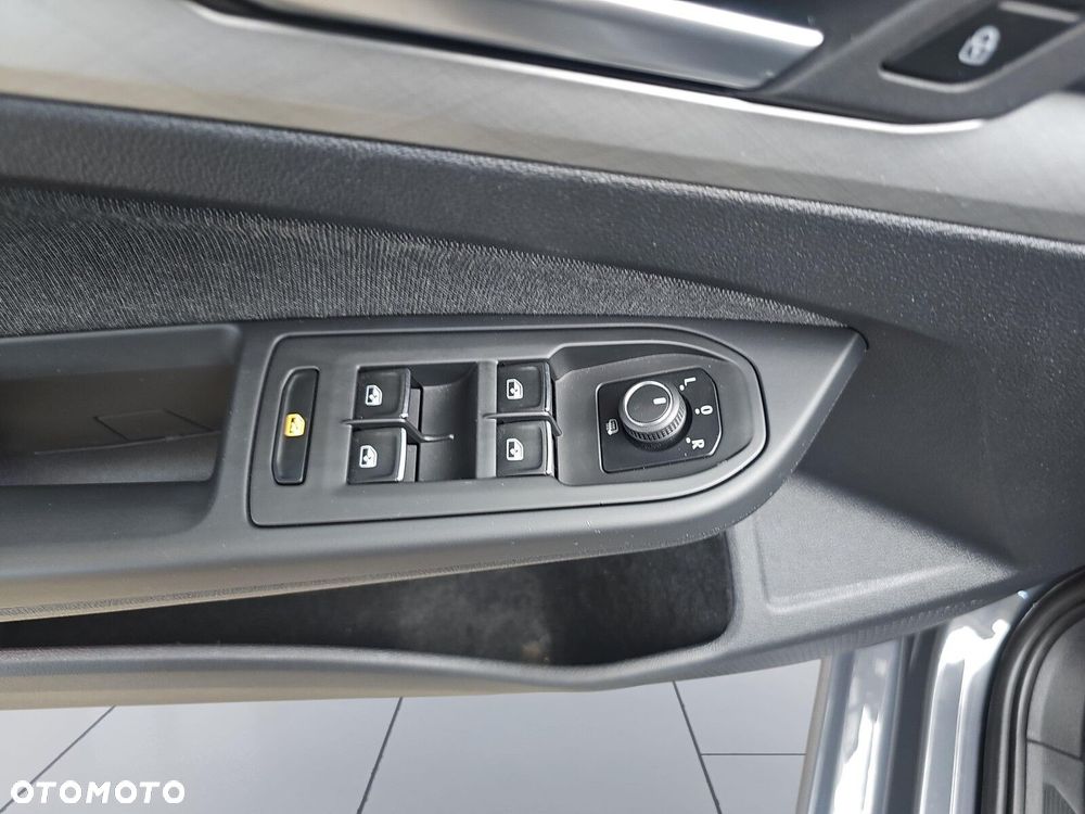 Volkswagen Golf Variant 1.5 TSI EVO Life - 17