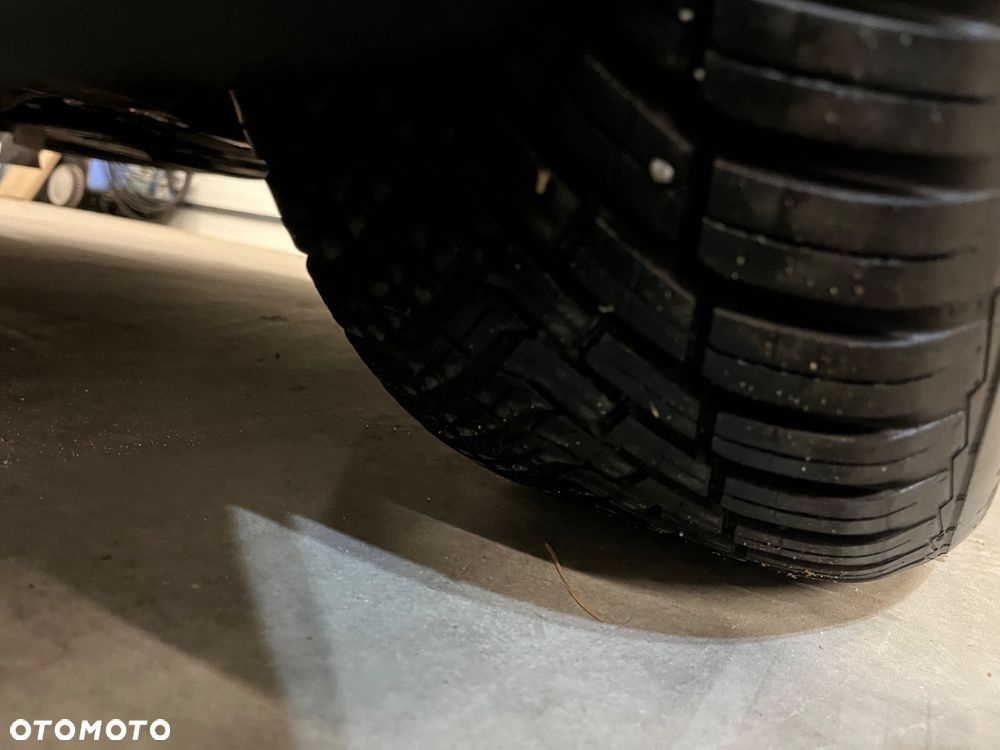 Ford Tourneo Connect Grand - 25