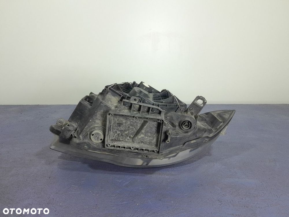 BMW 1 E87 LIFT REFLEKTOR LAMPA PRZÓD PRAWY 7193388 - 5