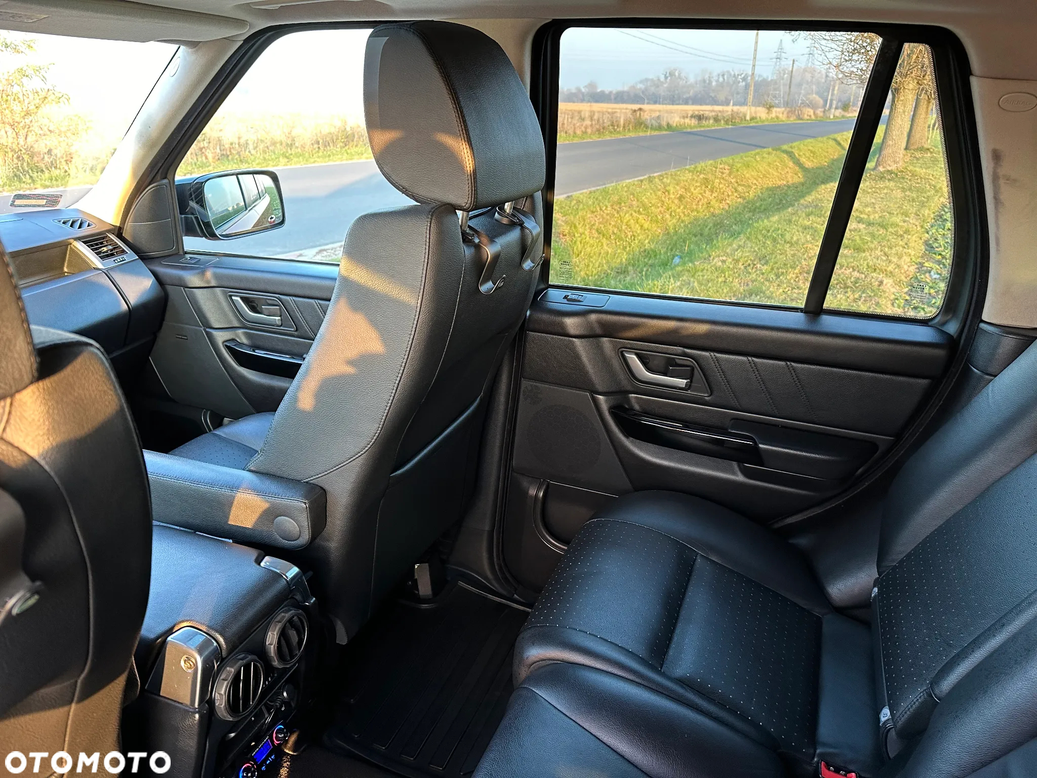 Land Rover Range Rover - 26