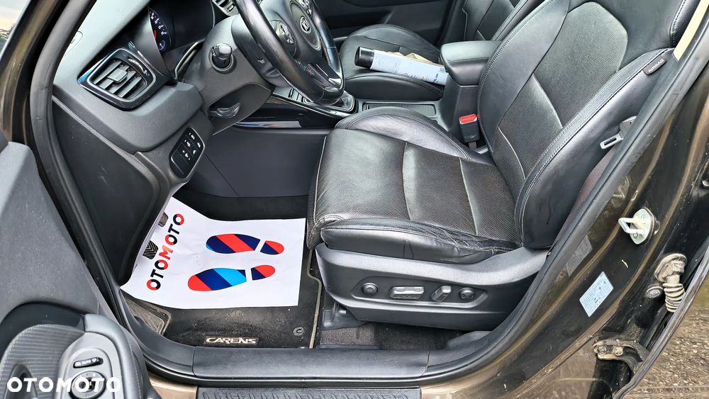 Kia Carens 1.7 CRDi 136 Fifa World Cup Edition - 5