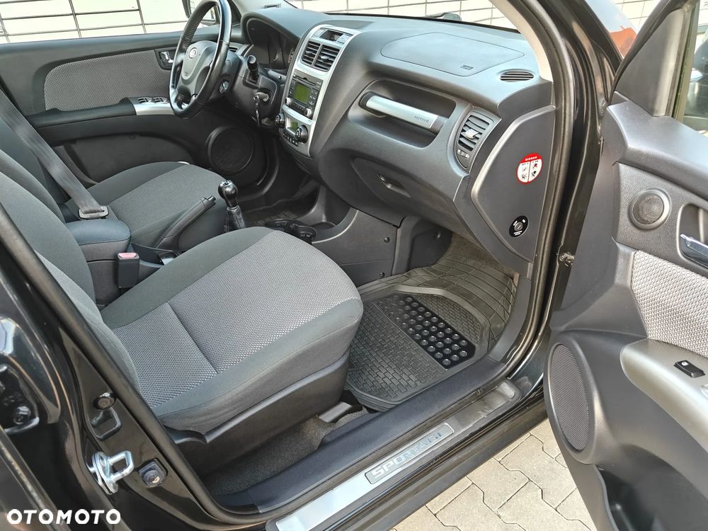 Kia Sportage 2.0 LX - 12