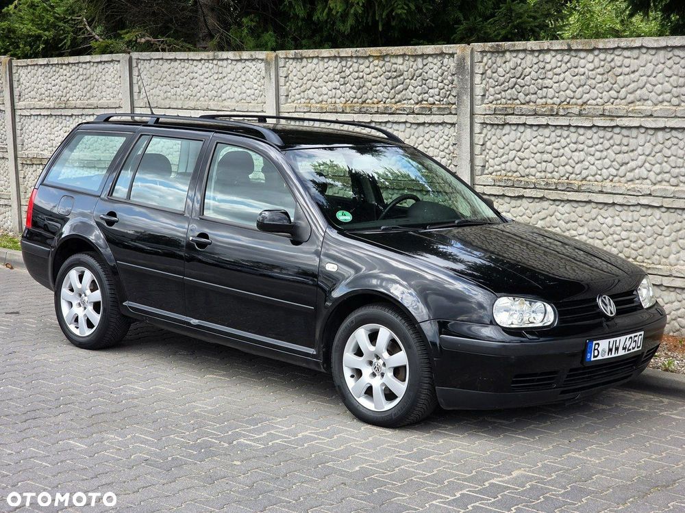Volkswagen Golf - 3