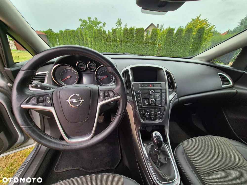 Opel Astra 1.6 - 11