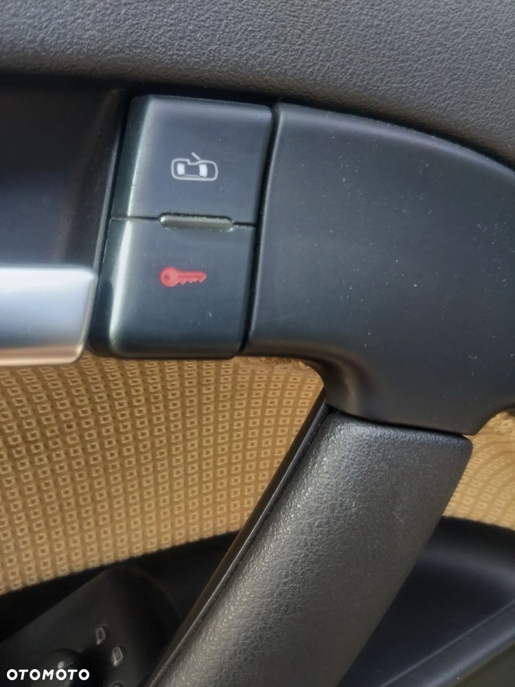 Audi A3 3-drzwiowe 1.6 Ambiente - 10
