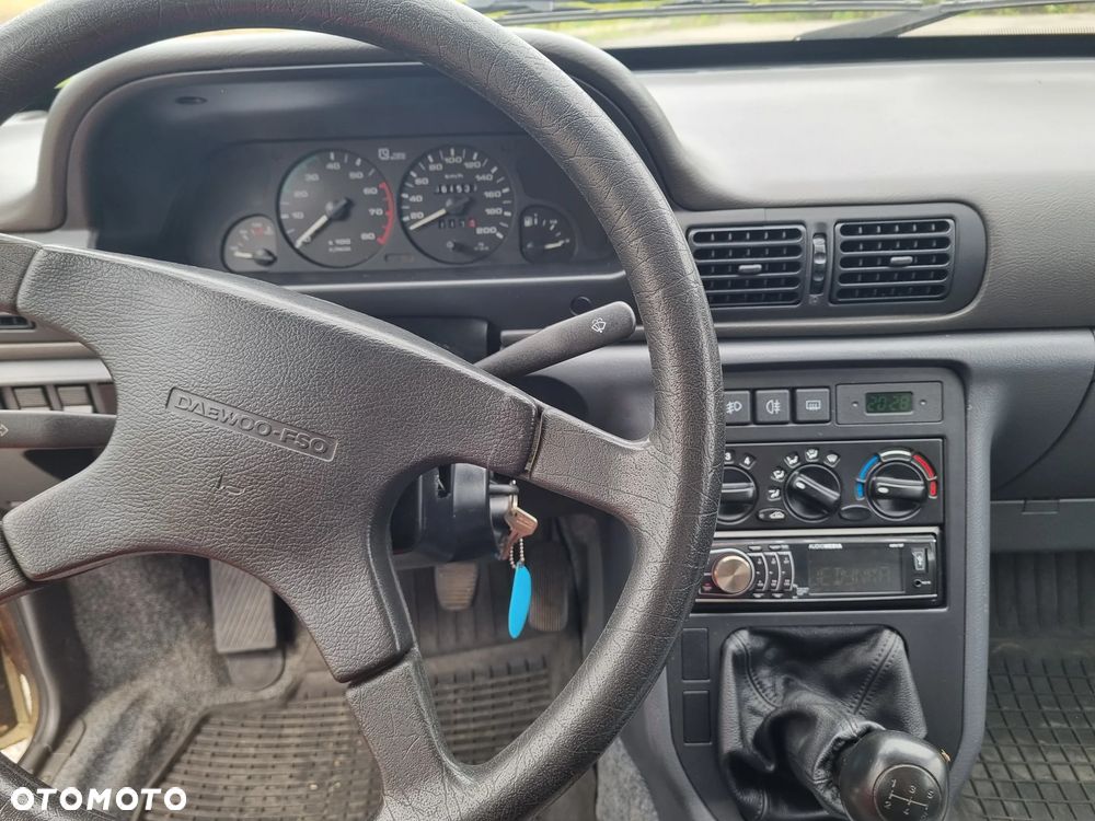 Polonez Caro - 21