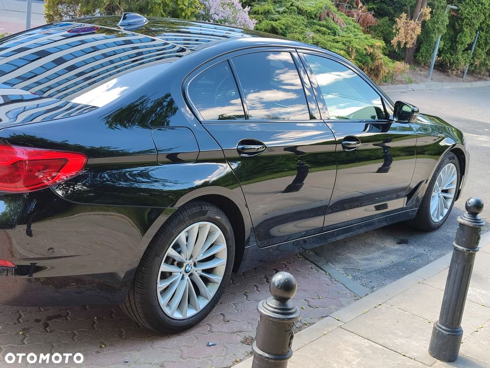 BMW Seria 5 520d xDrive Sport Line sport - 2