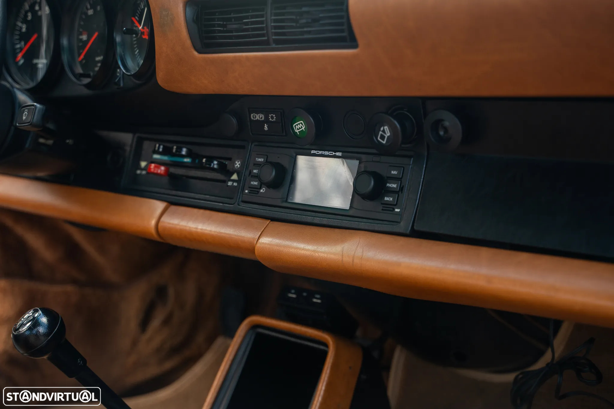 Porsche 911 Série G - 18