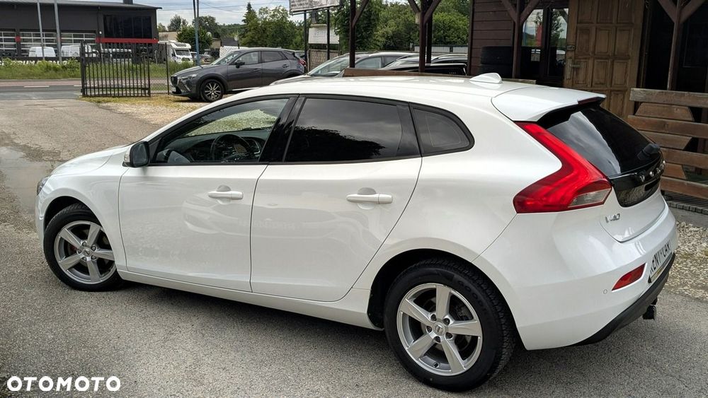 Volvo V40 - 10
