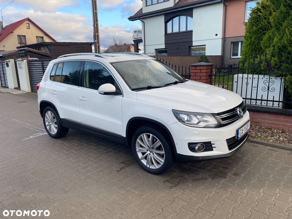 Volkswagen Tiguan - 11