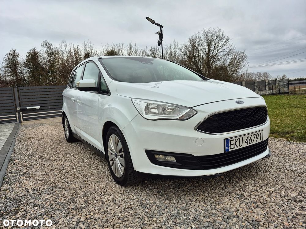 Ford Grand C-MAX - 39