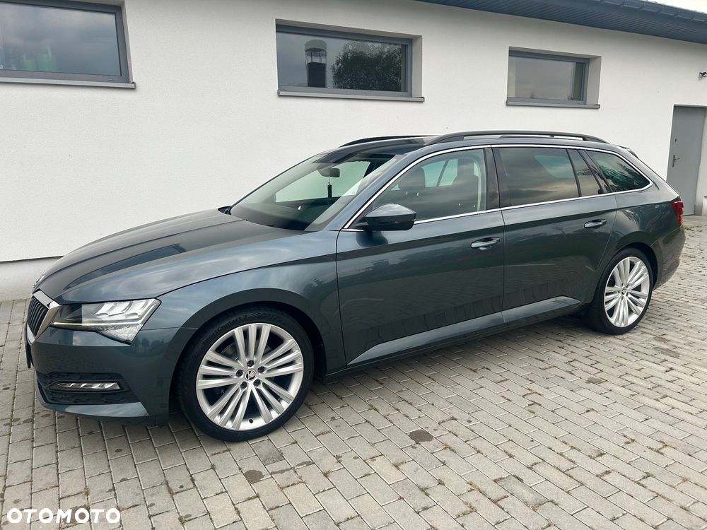 Skoda Superb 2.0 TDI DSG Ambition - 2