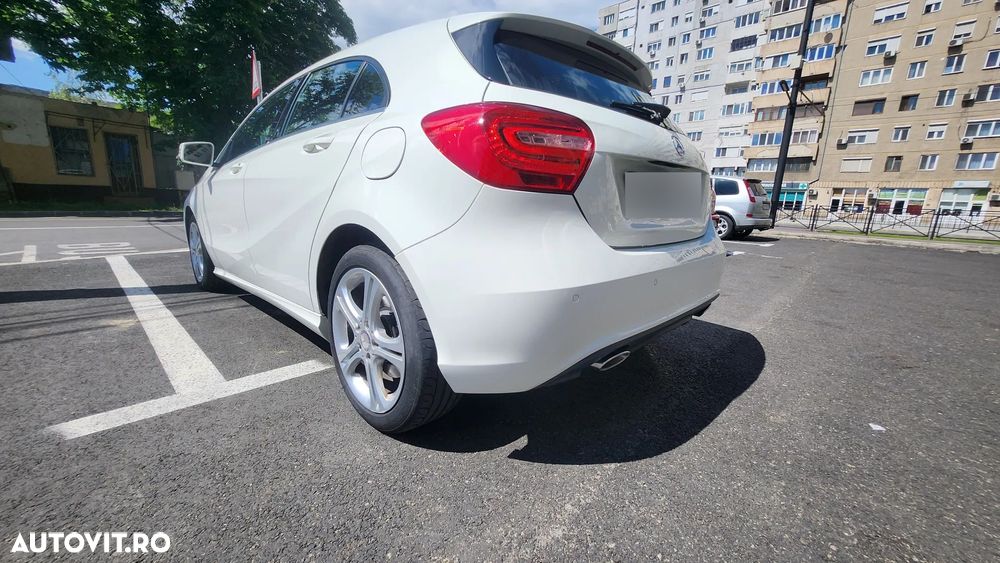 Mercedes-Benz A 220 - 16