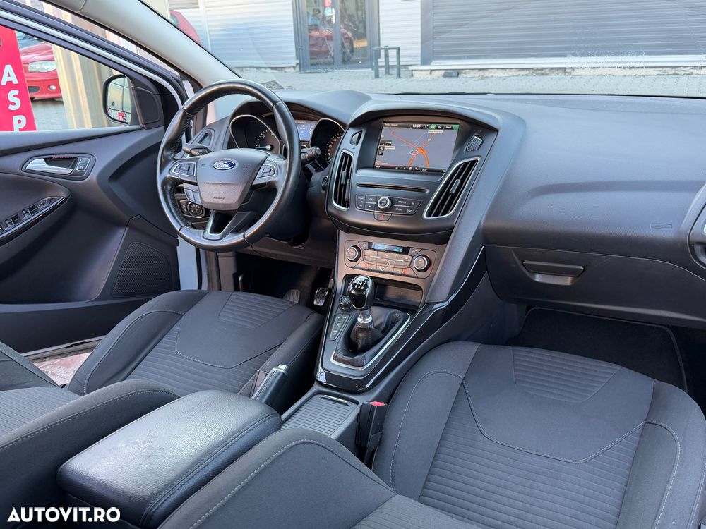 Ford Focus 1.5 TDCi DPF Start-Stopp-System Titanium - 5