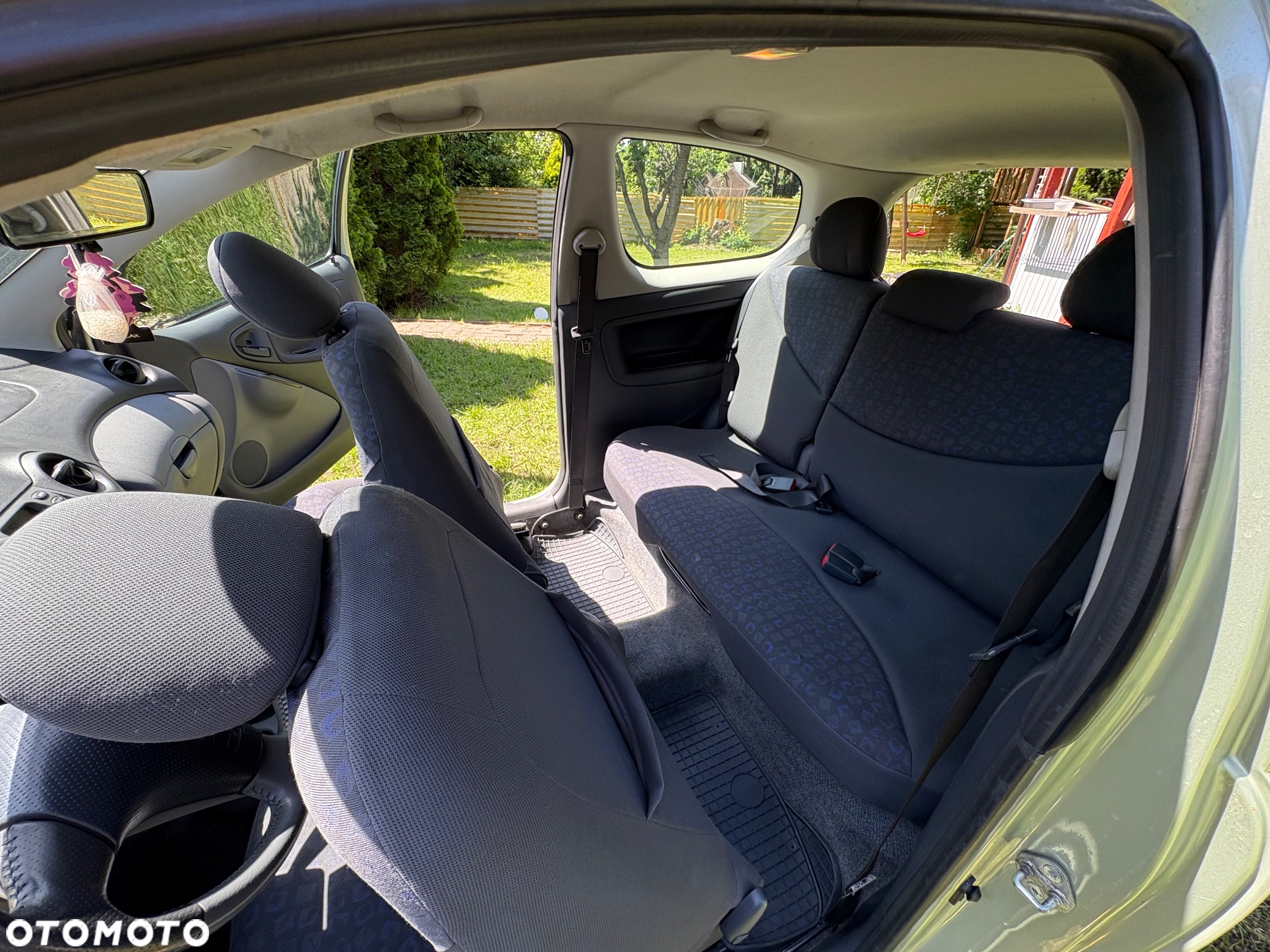 Toyota Yaris - 14