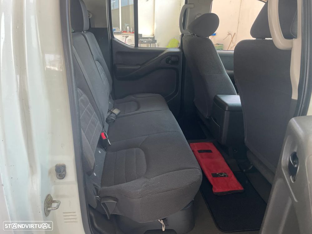 Nissan NAVARA 2.5 DCI 4X4 - 21