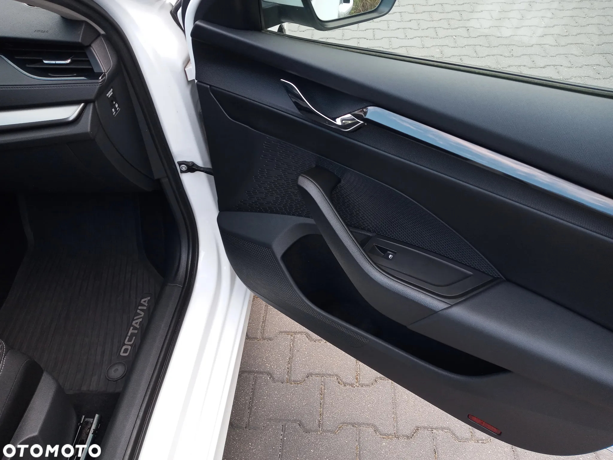 Skoda Octavia 1.5 TSI ACT Ambition - 26