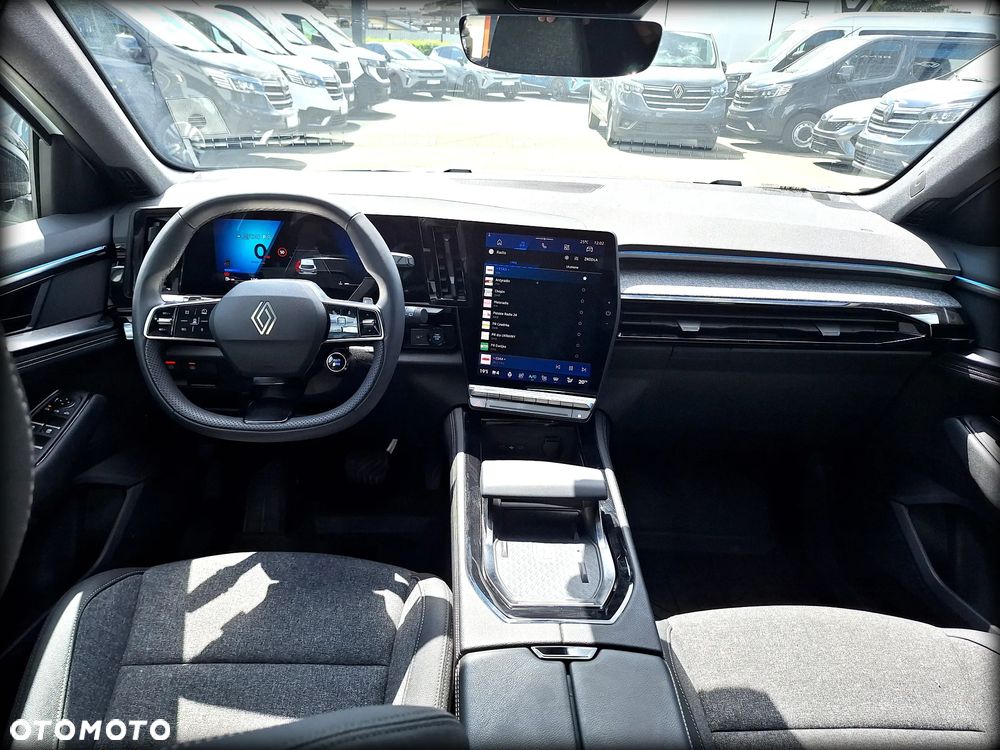 Renault Austral 1.3 TCe mHEV Techno - 12