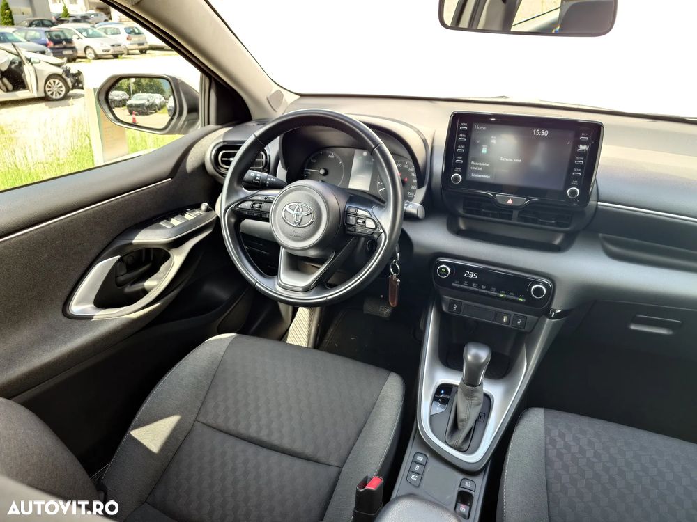 Toyota Yaris 1.5 VVT-i HSD Dynamic - 18