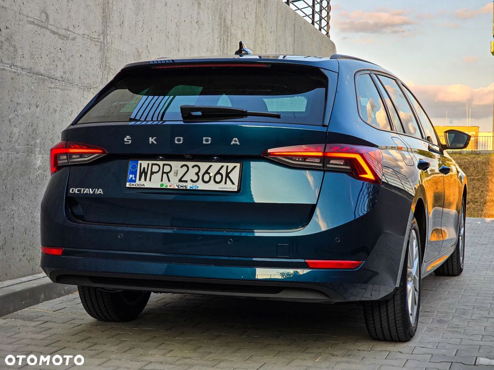Skoda Octavia 2.0 TDI Ambition DSG - 7