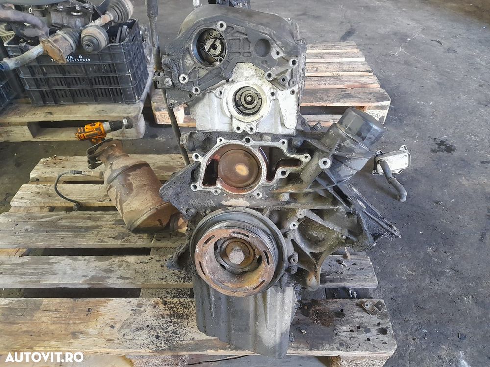 Motor complet fara anexe 2.2 cdi om646982 Mercedes-Benz Viano W639 [2 - 3