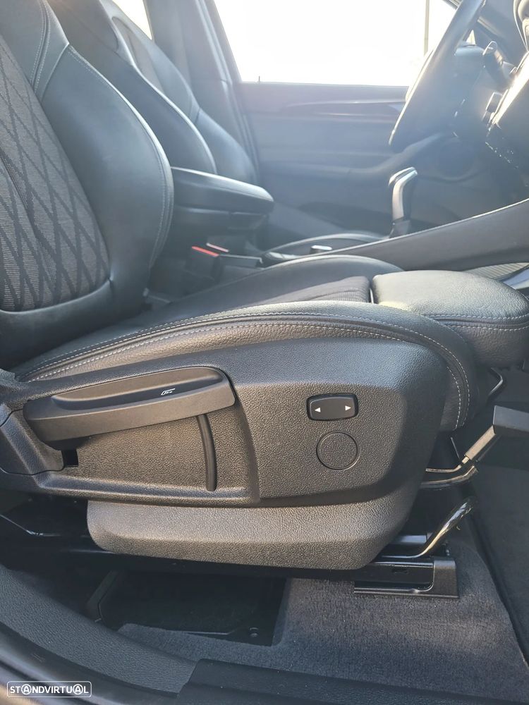 BMW X1 16 d sDrive Line xLine - 24