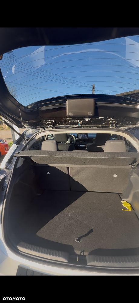 Toyota Yaris Hybrid 1.5 Executive - 14