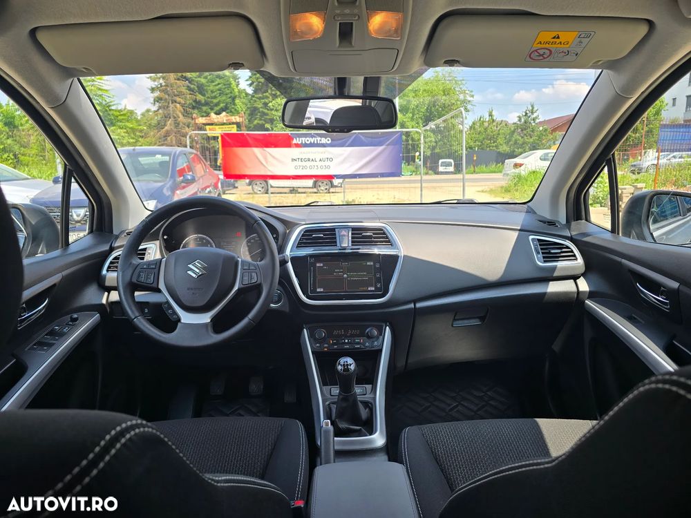Suzuki S-Cross 1.0 Passion - 7