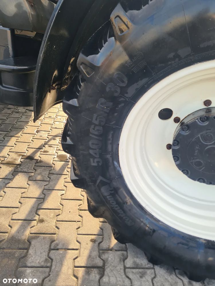 New Holland T7040 AutoCommand - 9