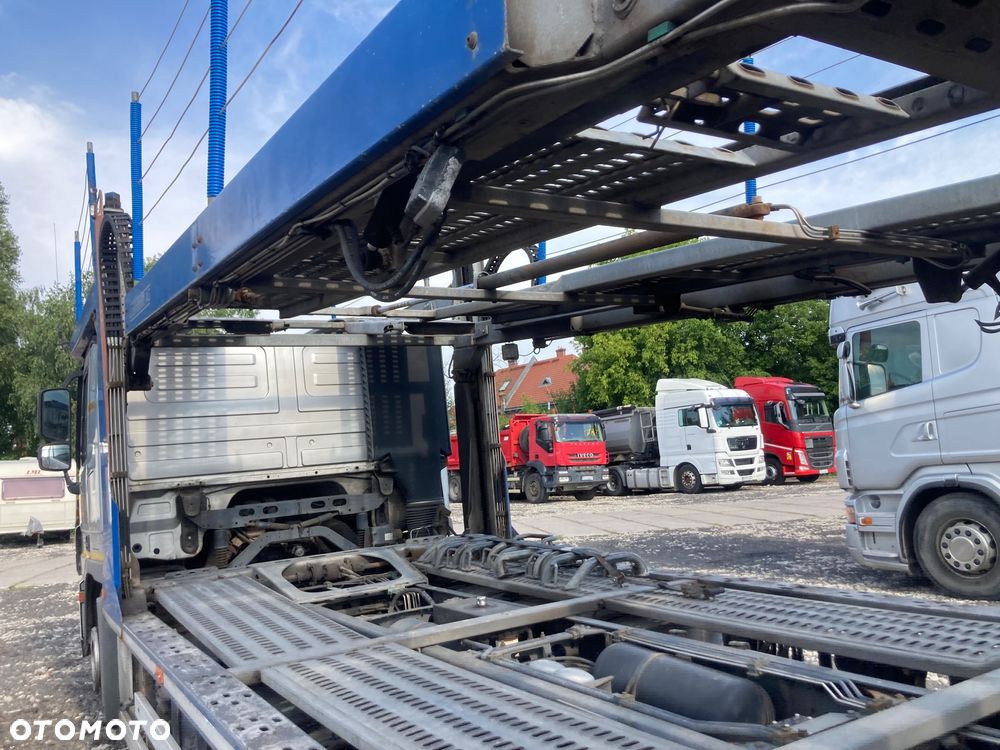 Mercedes-Benz Actros - 5