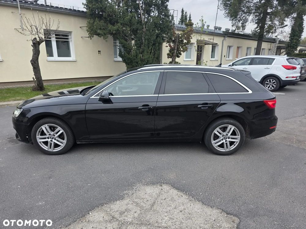 Audi A4 Avant 2.0 TDI DPF Ambiente - 4