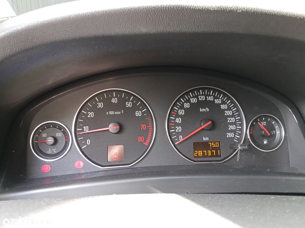 Opel Signum 2.0 T - 17