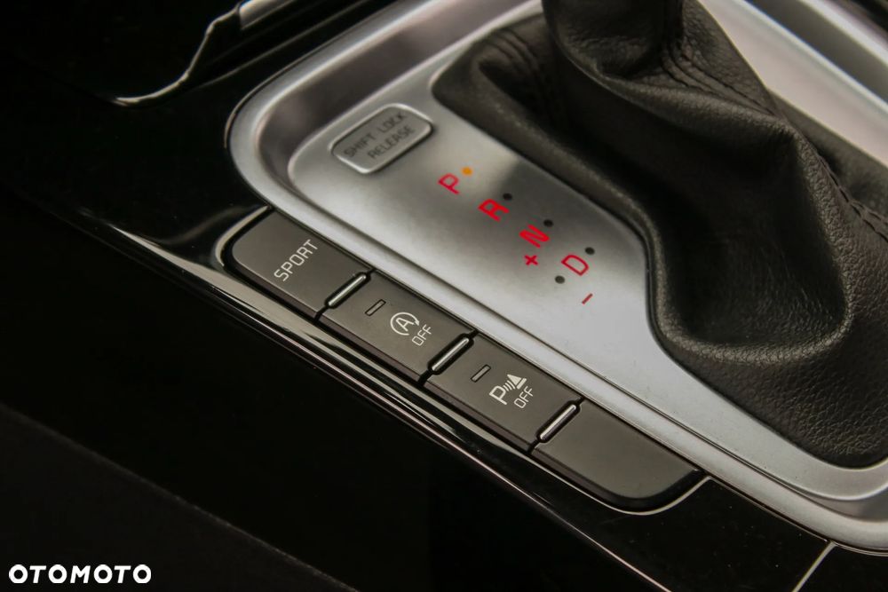 Kia Ceed 1.6 CRDi DCT Platinum Edition - 33