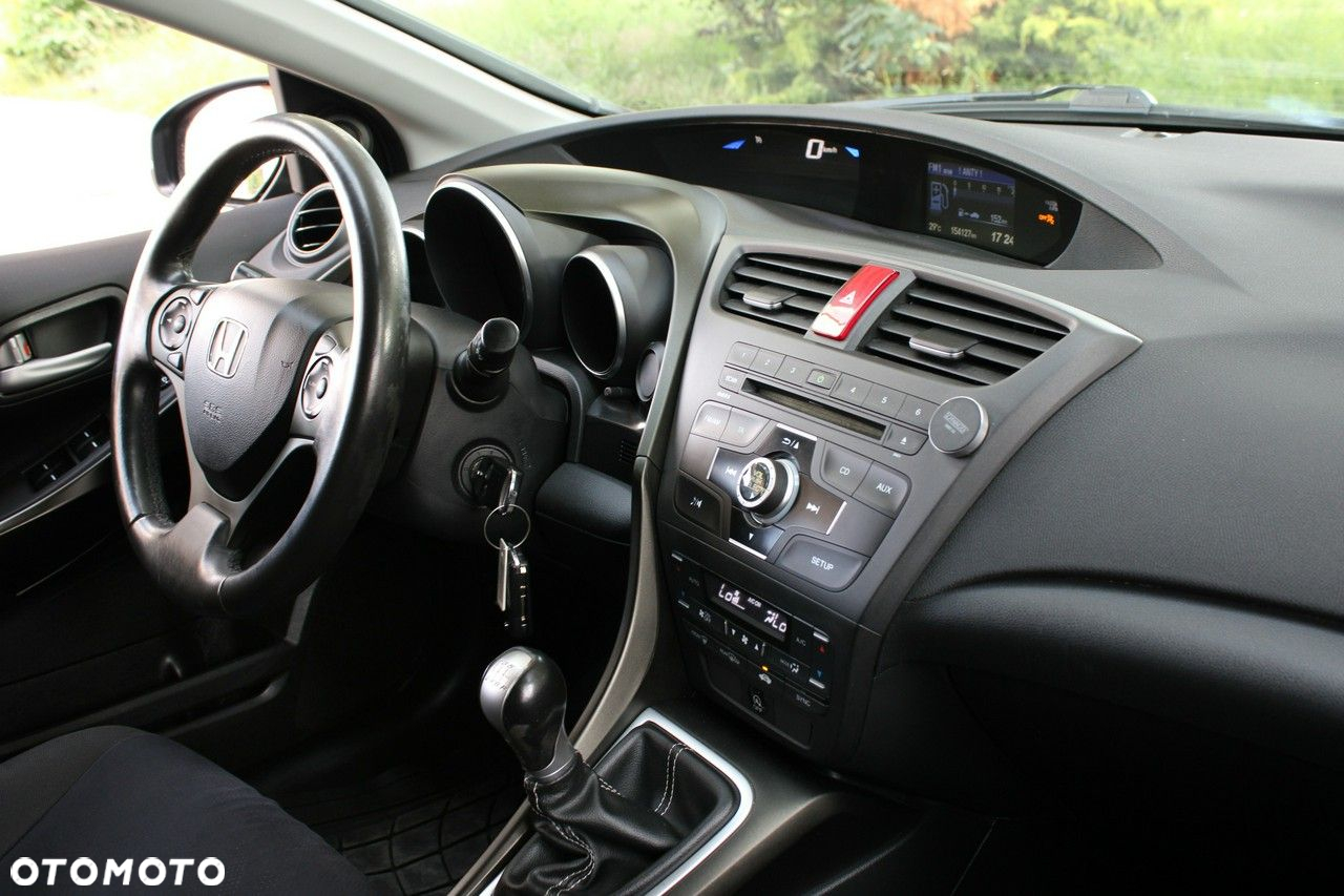 Honda Civic 1.8 i-VTEC Sport - 24