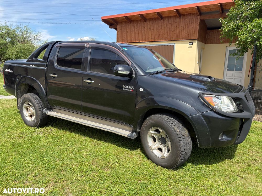 Toyota Hilux - 4