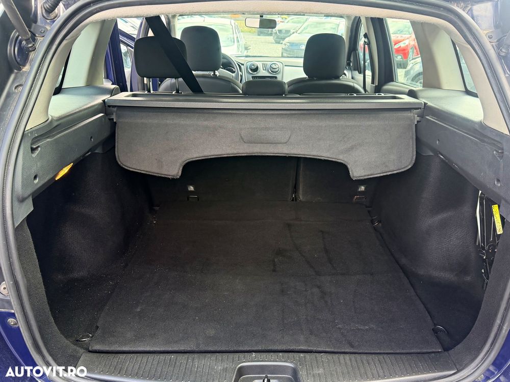 Dacia Logan MCV TCe 90 S&S Prestige - 13