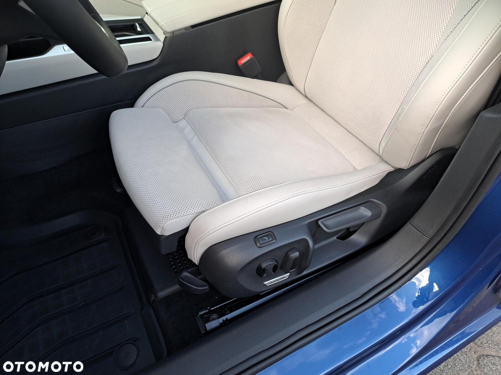 Volkswagen Passat 1.5 TSI EVO Business DSG - 27