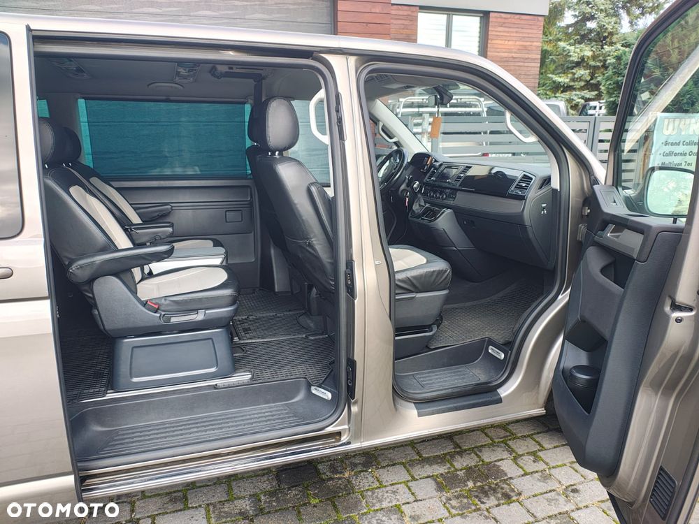 Volkswagen Multivan - 12