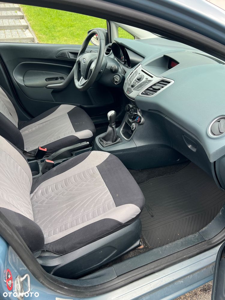 Ford Fiesta 1.25 Champions Edition - 21
