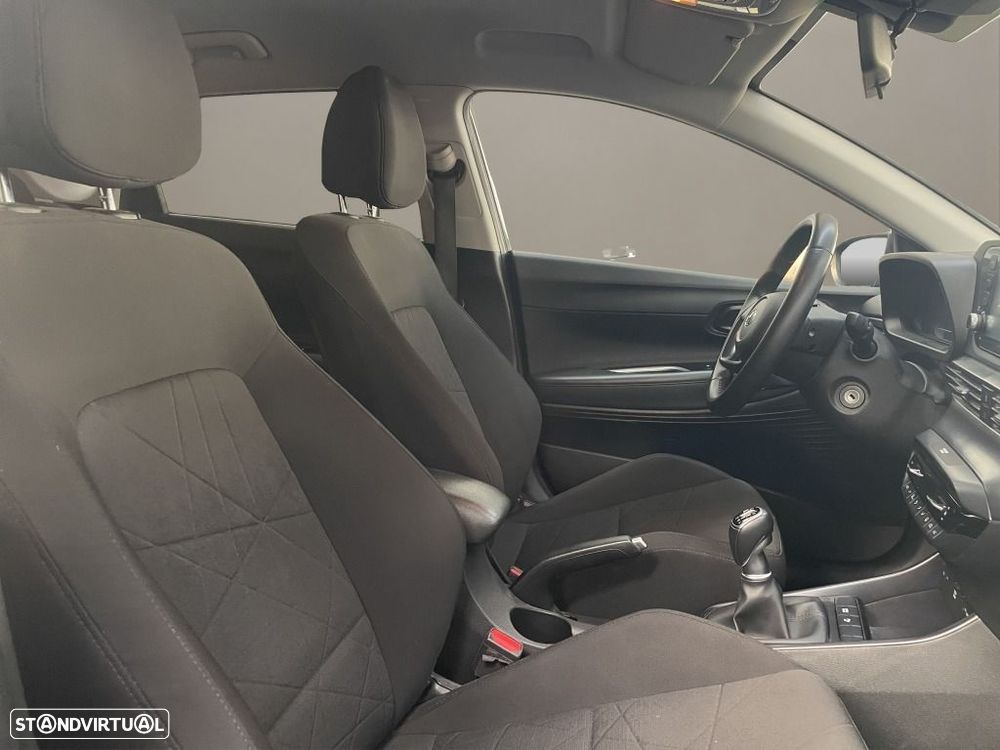 Hyundai Bayon - 12