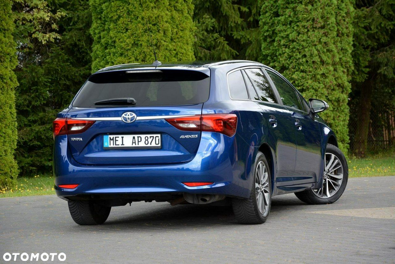 Toyota Avensis 1.8 Sol MS - 15