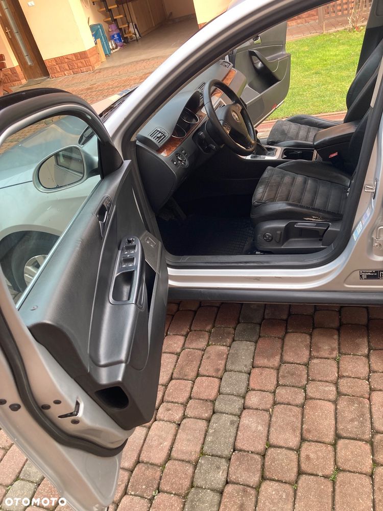 Volkswagen Passat 2.0 TDI DPF Comfortline - 14