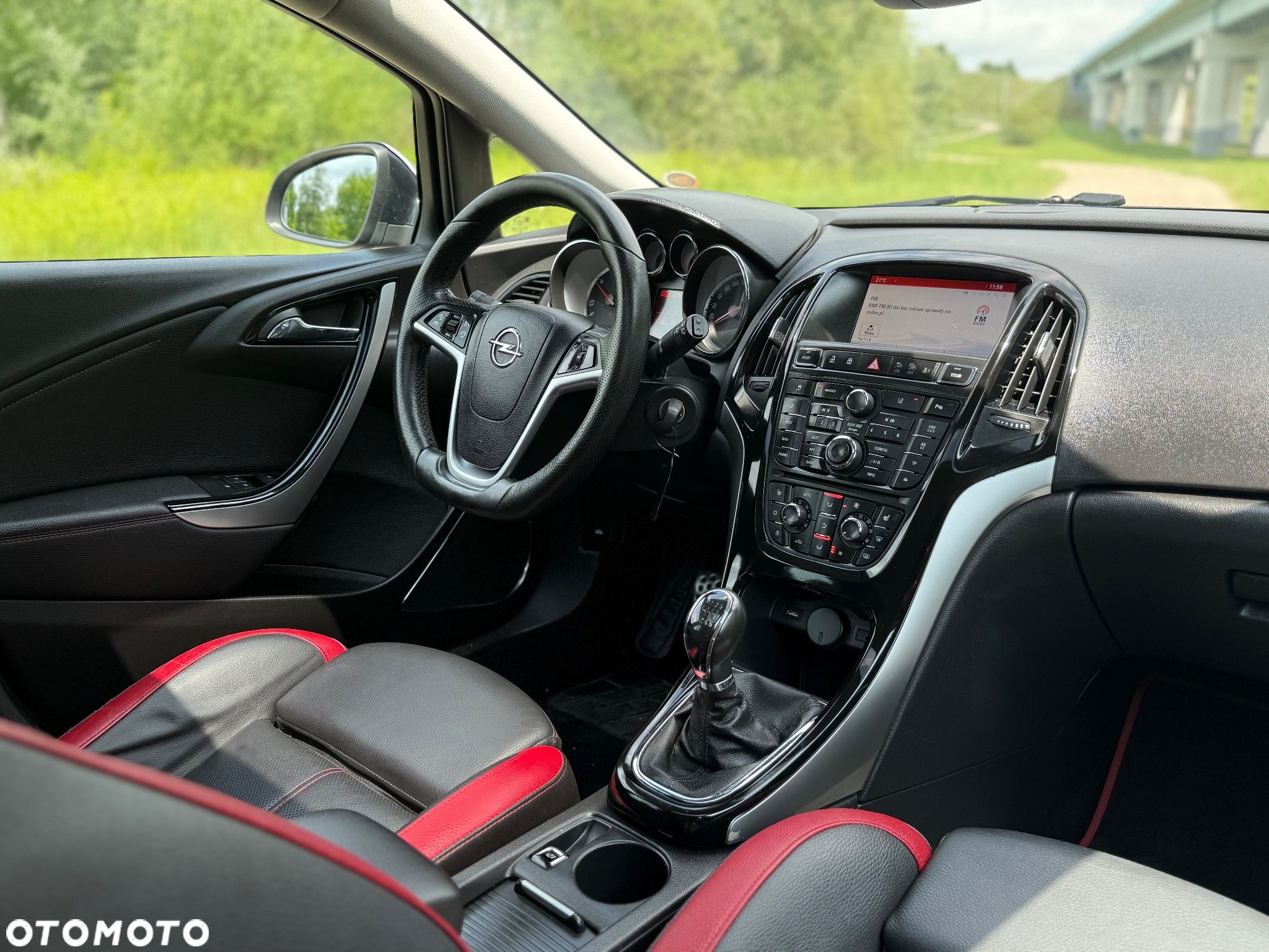 Opel Astra 2.0 BiTurbo CDTI DPF ecoFLEX SportsTourer St - 16