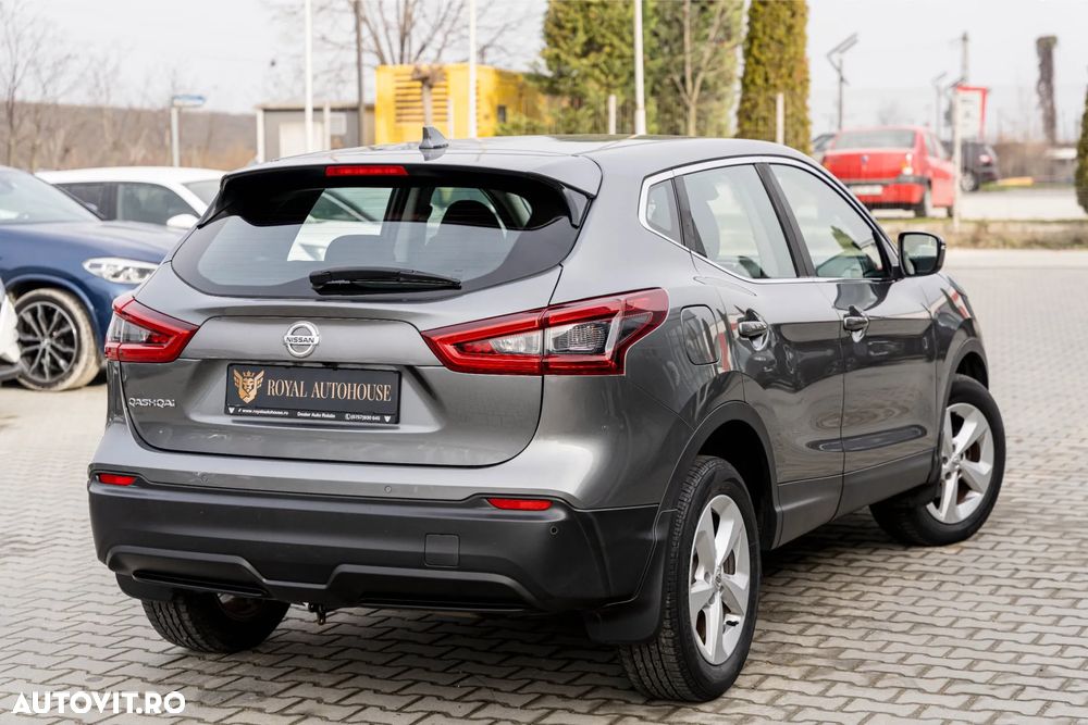 Nissan Qashqai 1.6 DCI Xtronic N-Connecta - 5