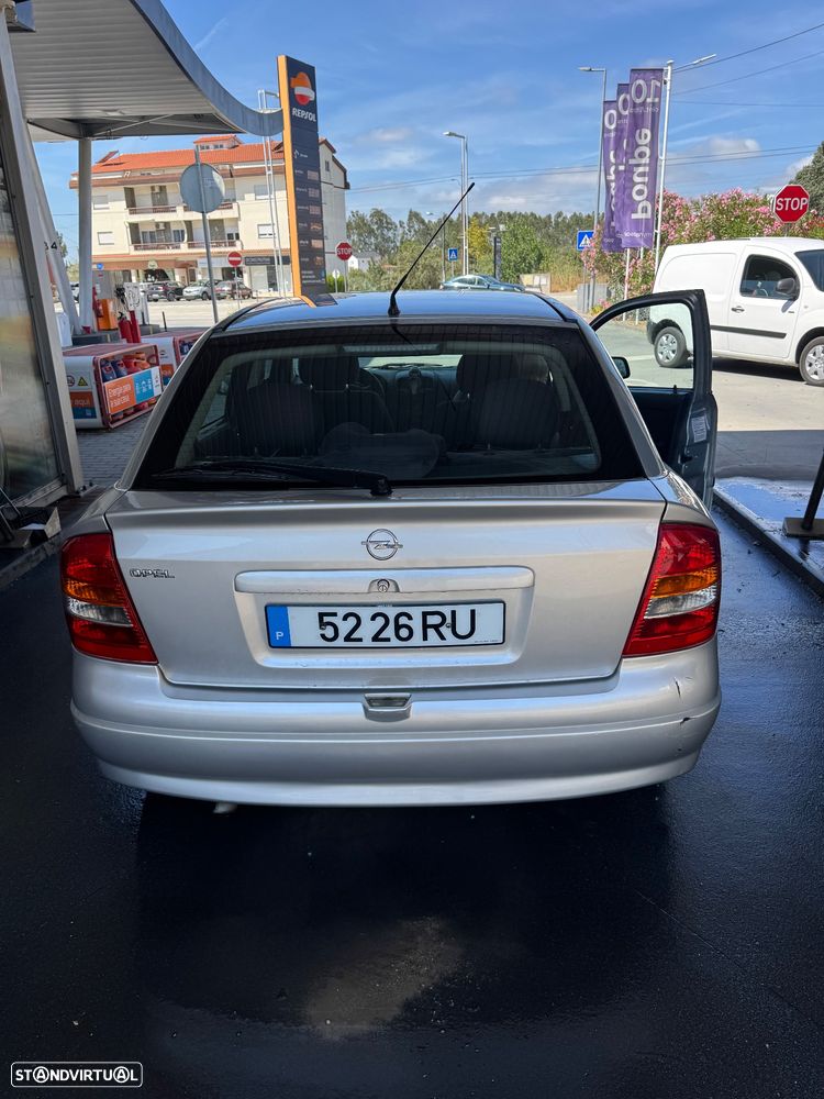 Opel Astra 1.7 DTi Club — fotografia 3